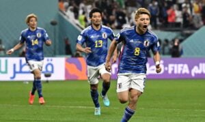 Japão surpreende, vence a Espanha e se classifica na Copa