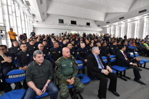 Prefeitura de Manaus coloca efetivo da Guarda Municipal para garantir ordem