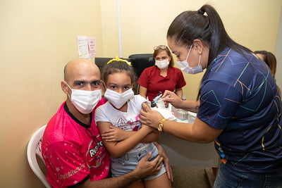 Dose de reforço é liberada para crianças de 5 a 11 anos