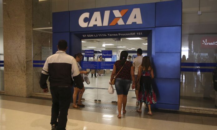 Agência da Caixa paga FGTS aniversário