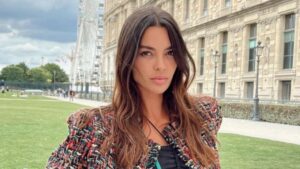 Esposa de Daniel Alves apaga fotos com o jogador no Instagram