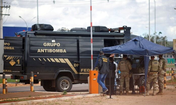 Extremista diz ter colocado bomba em caminhão perto de aeroporto de Brasília