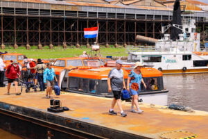 Temporada de cruzeiros: 14 navios devem atracar no porto de Manaus até maio