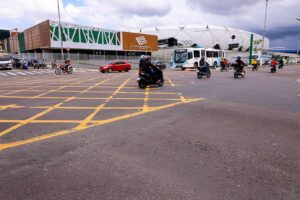 Trânsito: Veja o que muda durante os desfiles das escolas de samba em Manaus