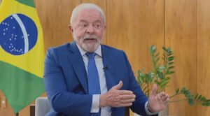 Lula anuncia valor de R$ 1.320 para o mínimo e valor da isenção do IR