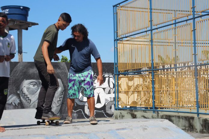 Jovens participam de campeonato de skate neste sábado em Manaus