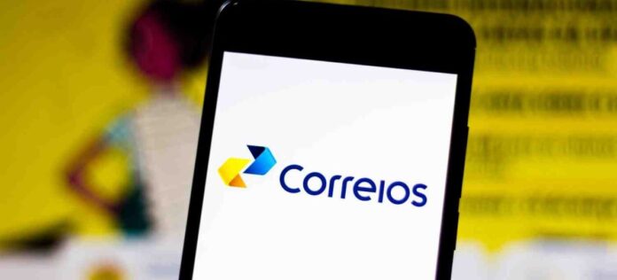 Os usuários do aplicativo Meu Correios precisam atualizar a senha. Uma falha técnica nesta semana permitiu o acesso indevido aos números de telefones vinculados aos números do Cadastro de Pessoas Físicas (CPF) dos clientes.