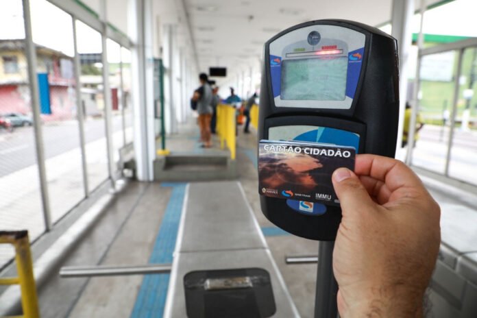 Encerra hoje cadastro da meia-passagem estudantil em Manaus