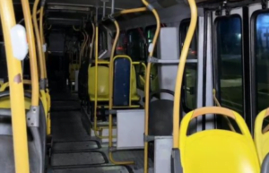 Passageiro de ônibus é esfaqueado sem reagir assallto em Manaus