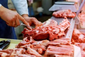 China suspende embargo à carne brasileira