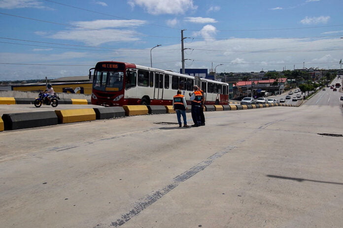 Viaduto do Manoa volta a ser interditado para obras nesta quinta, 9