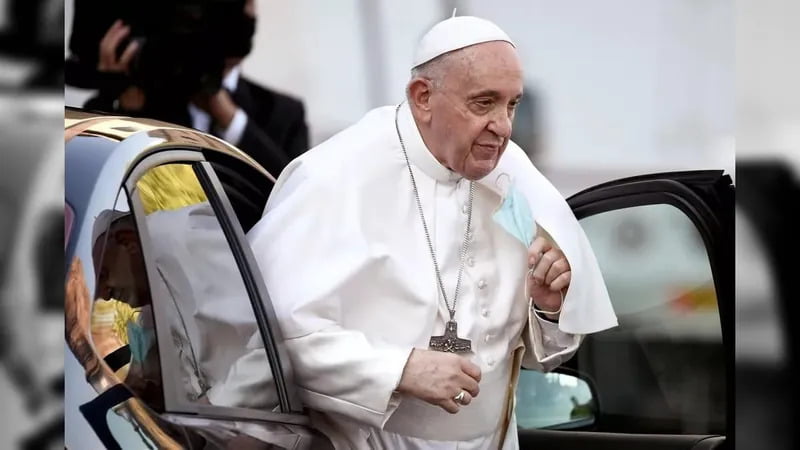 Papa Francisco é internado em Roma com infecção respiratória