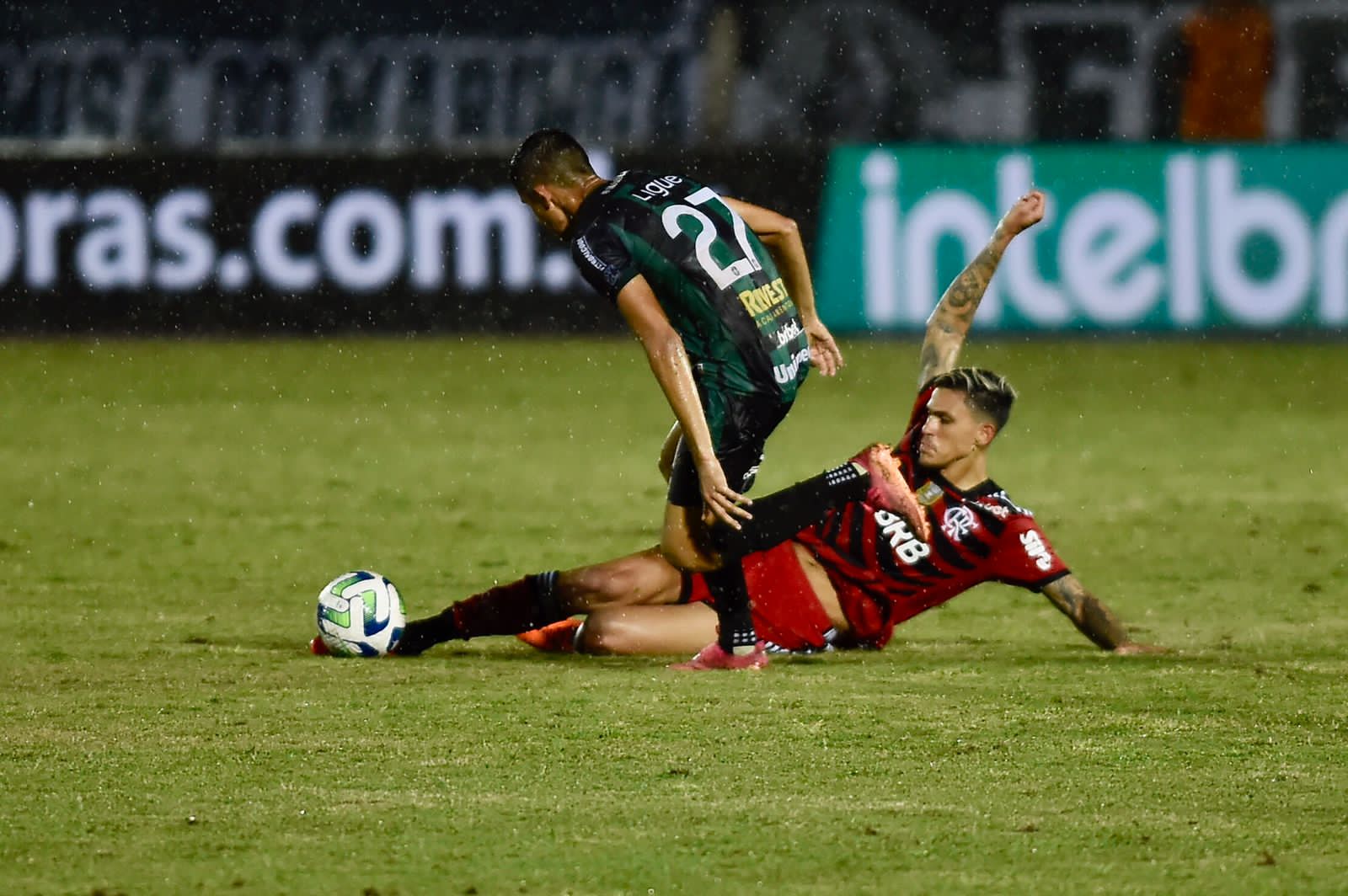 Oitavas de final não tiveram zebras. Quais foram as zebras da Copa?