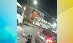 VÍDEO: Assalto em ônibus acaba em tiroteio na Djalma Batista