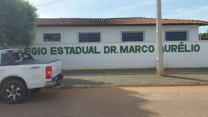 Adolescente esfaqueia 3 colegas de escola em Goiás