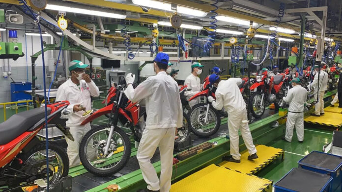Produção de motos no PIM cresce 21,4% em 2023