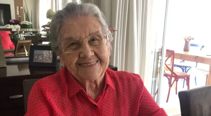 Palmirinha morre aos 91 anos