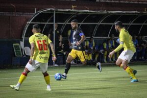 Série C: Amazonas FC perde na estreia por 1 a 0