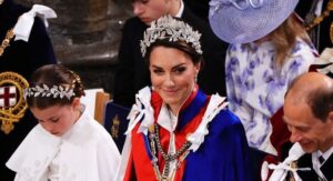 Kate Middleton homenageia princesa Diana e rainha Elizabeth II
