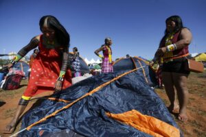 Indígenas acampam em Brasília contra PL do Marco Temporal