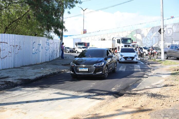 Prefeitura conclui obra da alça da Ephigênio Sales e libera via