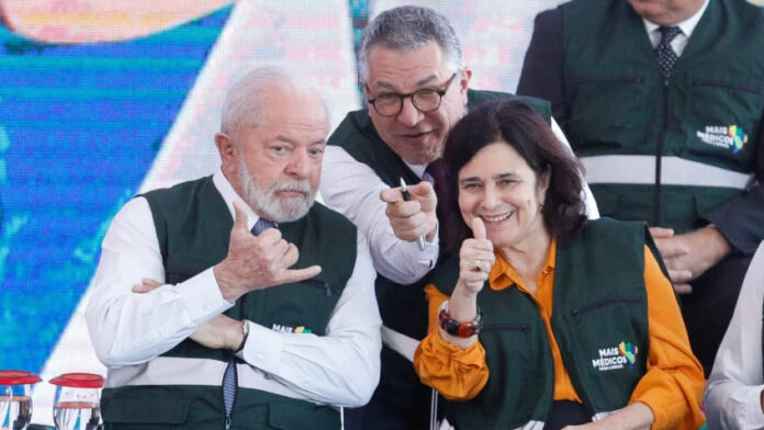 Lula diz que ministra da Saúde não é 