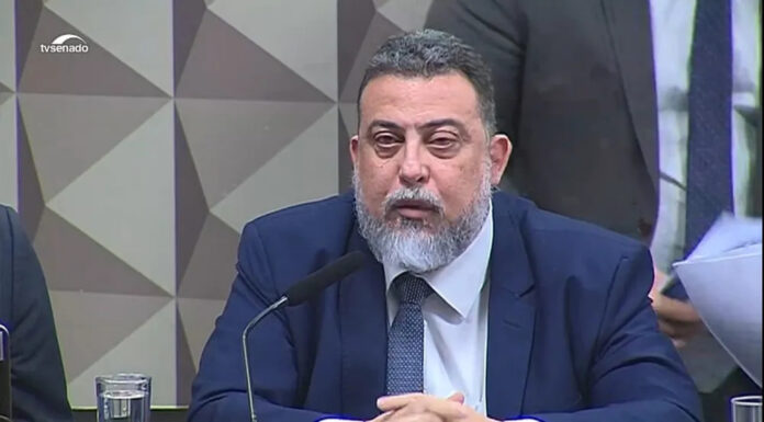 Ex-diretor da Abin diz à CPI dos Atos Golpistas que alertou Gonçalves Dias sobre risco