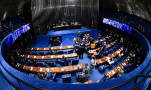 Senado aprova marco temporal das terras indígenas, mas Lula diz que vai vetar