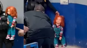 Vídeo: Boneco Chucky é preso por “ameaçar” pessoas com uma faca no México
