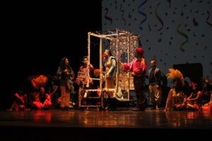 Teatro Amazonas oferece programação cultural para todas as plateias 