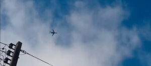 Avião da Azul fica voando em círculos por 3 horas e depois volta ao aeroporto de origem