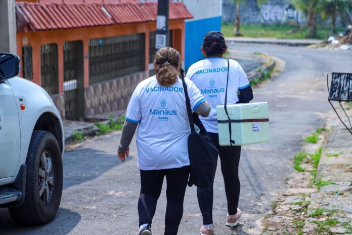 Vacinação antirrábica vai percorrer 9 bairros de Manaus esta semana: Confira