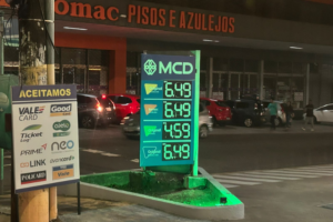 Postos de Manaus voltam a subir preço da gasolina mesmo sem reajuste na refinaria