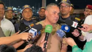 "O elemento é preso à noite e de manhã é solto", diz secretário durante operação contra o crime em Manaus