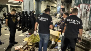 Polícia faz operação na Cracolândia, em SP, e prende 89 pessoas
