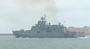 Ucrânia afirma ter destruído navio de guerra da Rússia no Mar Negro