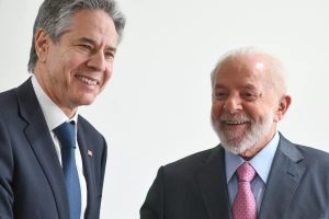 Nas redes, Lula faz balanço de reunião com Blinken e diz que discutiram sobre Estado Palestino