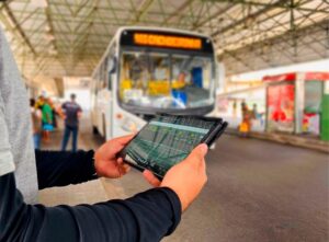 Manaus implanta sistema de inteligência artificial no transporte público
