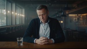 Prisão onde Navalny estava diz que ele morreu de morte súbita; família refuta