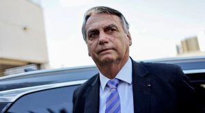 Bolsonaro fica em silêncio em depoimento à PF sobre suposta tentativa de golpe
