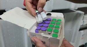 FVS inicia distribuição das vacinas contra dengue para secretarias do AM
