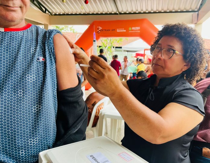 Amazonas inicia multivacinação nas escolas para atualização de esquemas vacinais