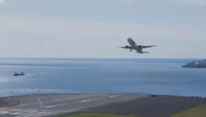 Portugal: avião suspende pouso a poucos metros do chão