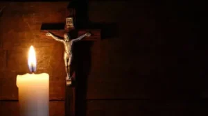 Na Itália, homem morre asfixiado em ritual de exorcismo