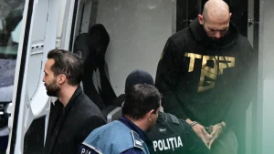 Andrew Tate é preso na Romênia por suspeita de agressão sexual