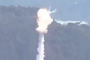 foguete com satélite explode em lançamento de empresa japonesa