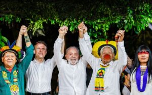 Lula confunde Macron com Sarkozy