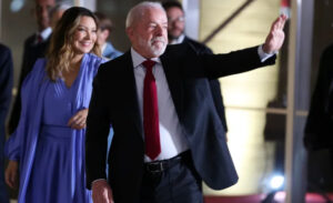 Governo Lula impõe sigilo de 100 anos a mais de 1.300 pedidos, incluindo agenda de Janja