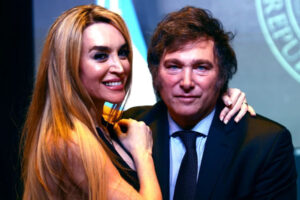 Presidente argentino Milei anuncia fim do relacionamento com atriz Fátima Florez