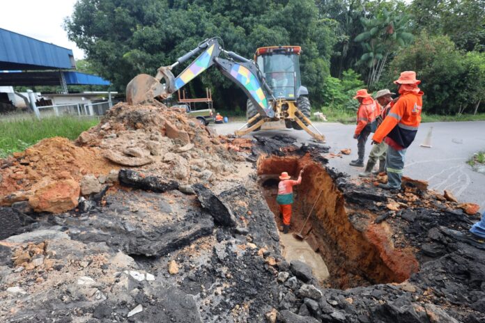 Prefeitura de Manaus inicia obra de emergência no conjunto Petros, bairro Aleixo